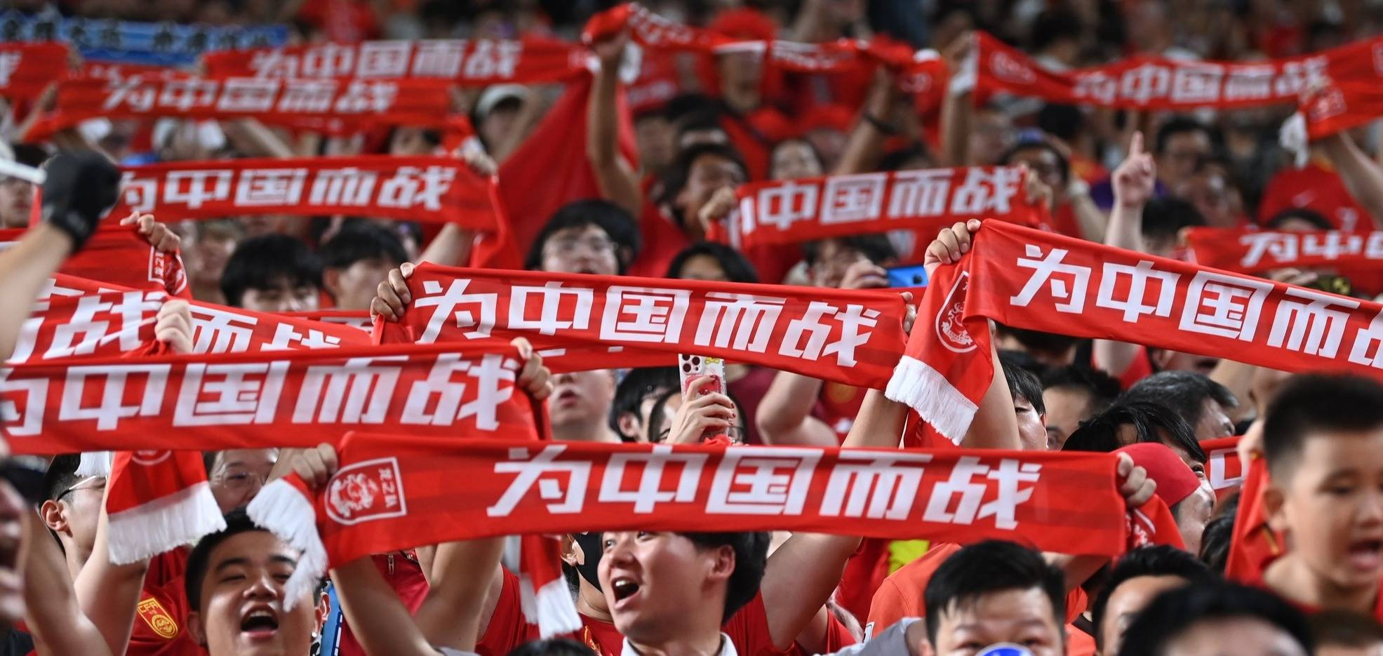 爱游戏新闻-精彩比赛即将上演，球迷们翘首以待