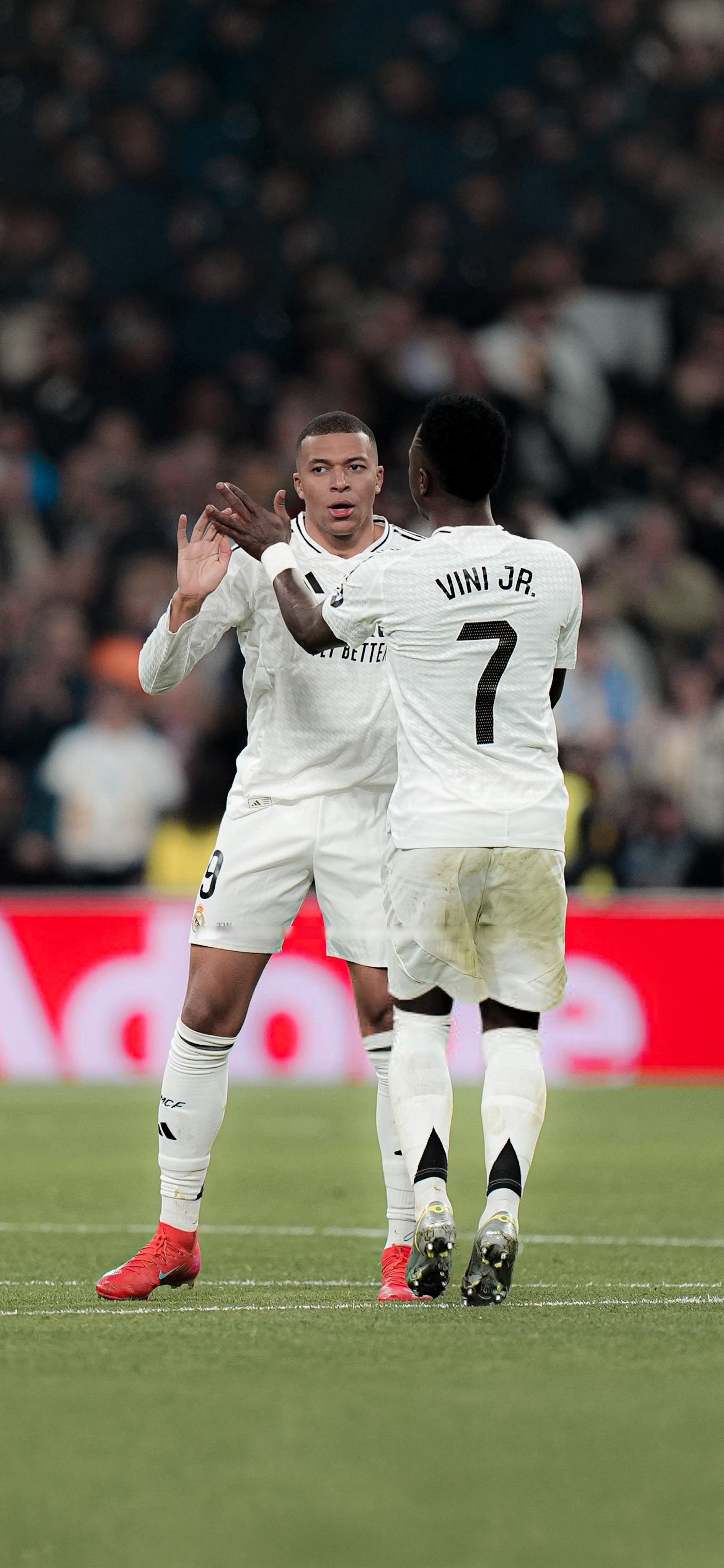 爱游戏中国官网-马德里德比！皇马战胜马竞晋级欧冠四强