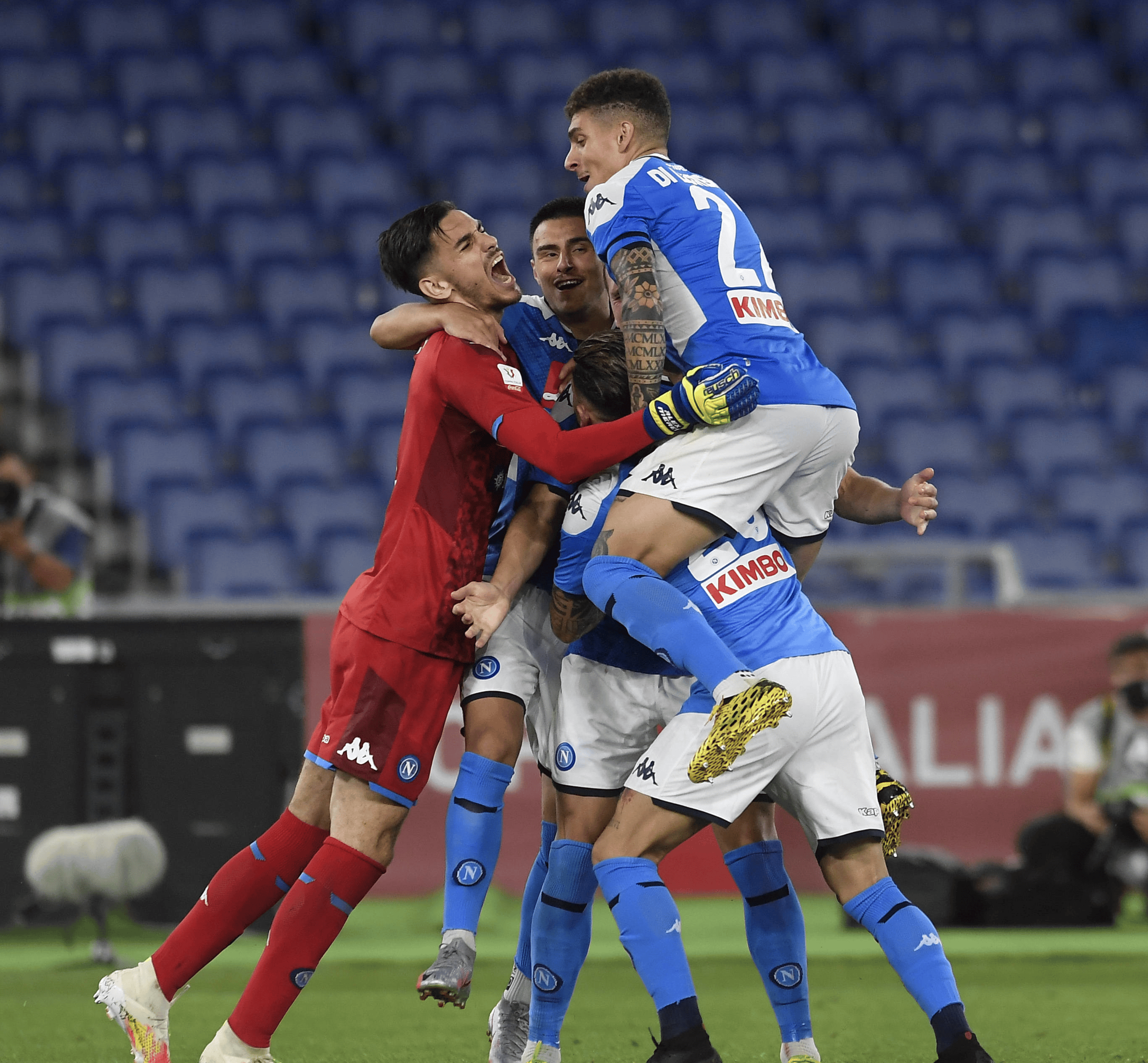 爱游戏链接-意甲联赛比赛场面激烈，颇具看点