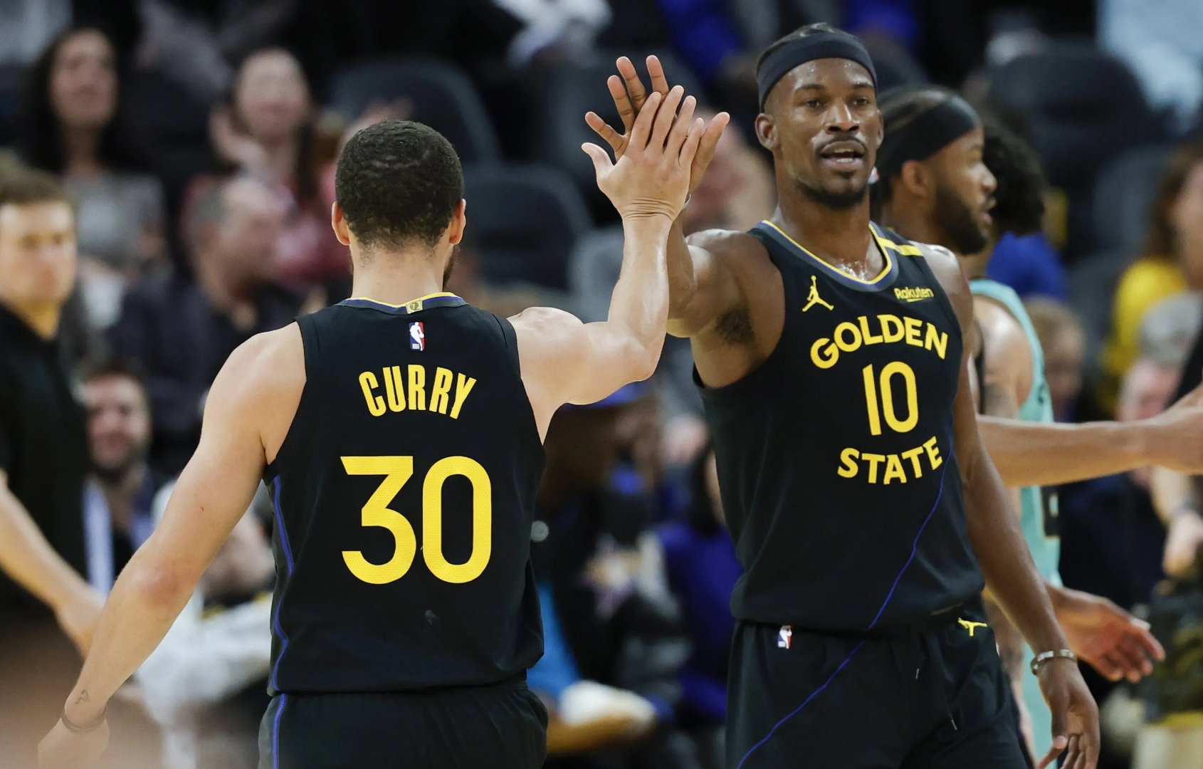 爱游戏网页版入口-关于火箭连胜勇士对决，篮网全队士气高涨的信息