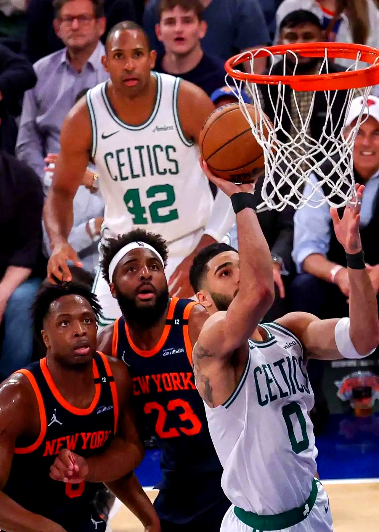 爱游戏官网-尼克斯大胜活塞,豪取两连胜