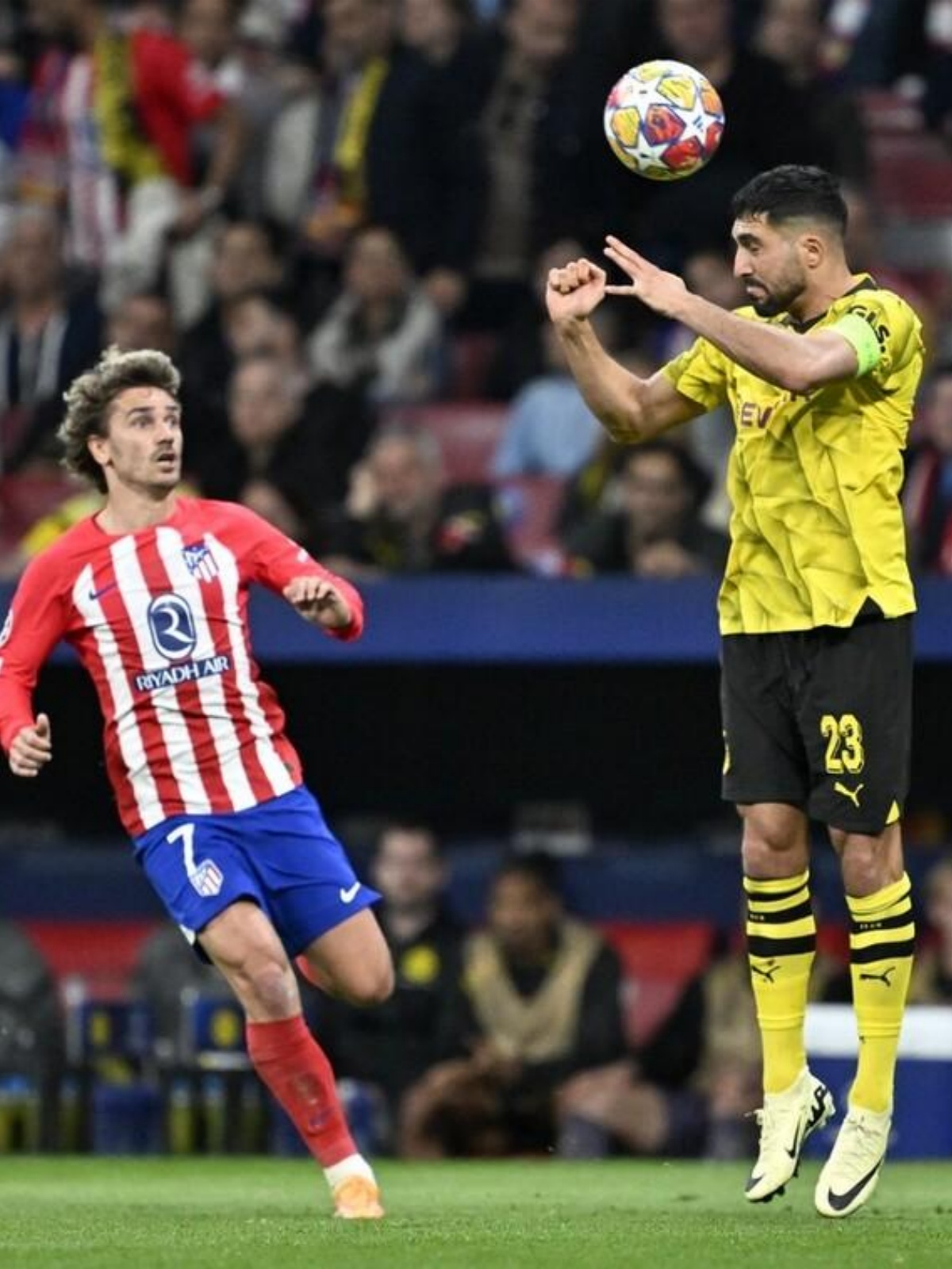 爱游戏网址-包含马德里德比强劲对决,双雄同台竞技的词条