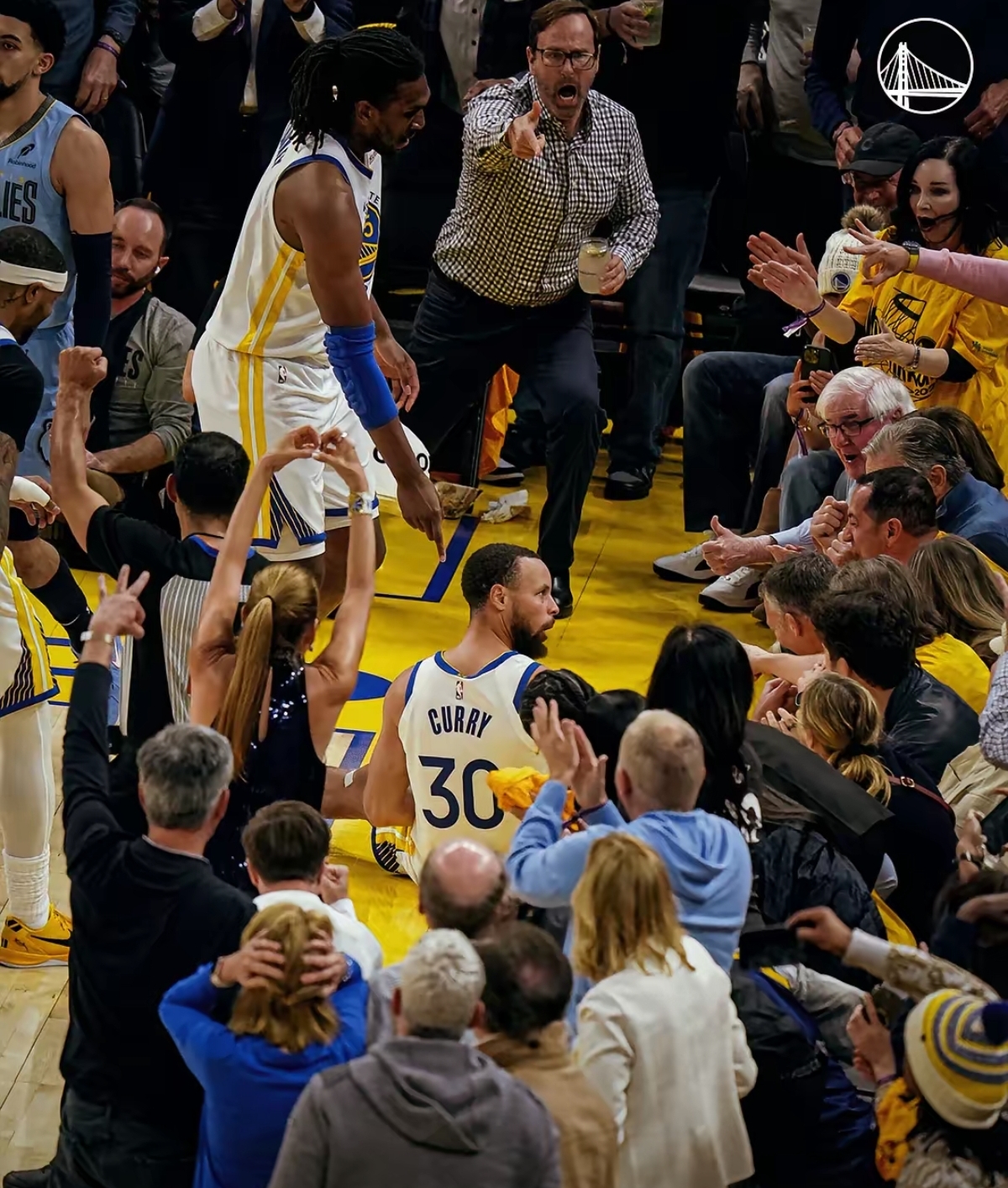 爱游戏登录-勇士队再次取得胜利，豪取五连胜